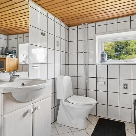 Idyllisches Altes Mit Niedrigen Decken Bredebro