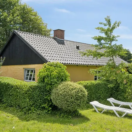 Idyllisches Altes Mit Niedrigen Decken Ferienhaus Bredebro